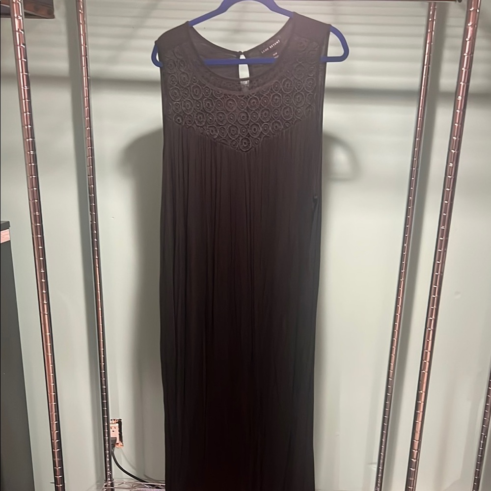 Elegant Black Sleeveless Dress